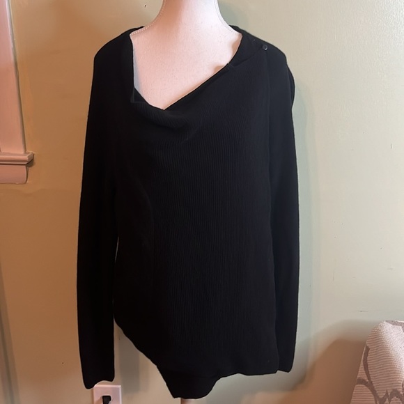 Vineyard Vines black Wool Cashmere blend Knit Wrap Cardigan Sweater, size medium - Picture 1 of 17